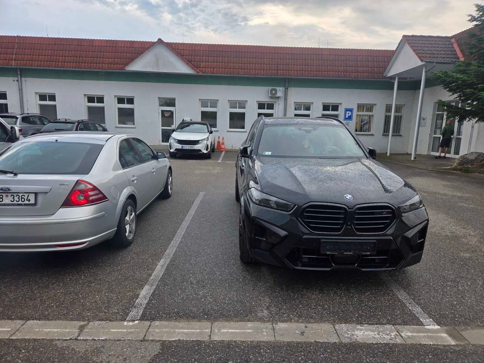 BMW X5 M60i xDrive